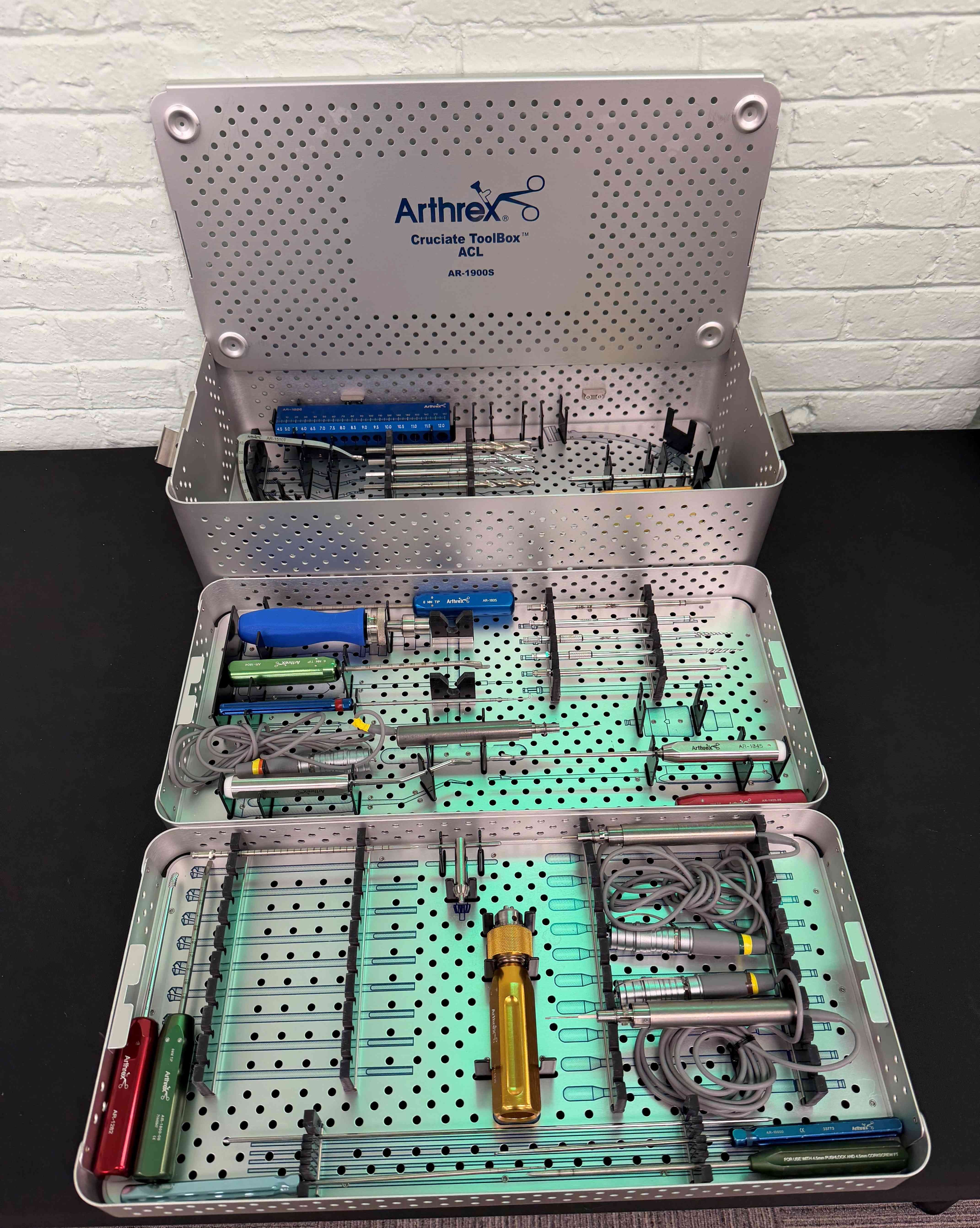 Arthrex Cruciate ToolBox ACL AR-1900S Set w/ Instruments