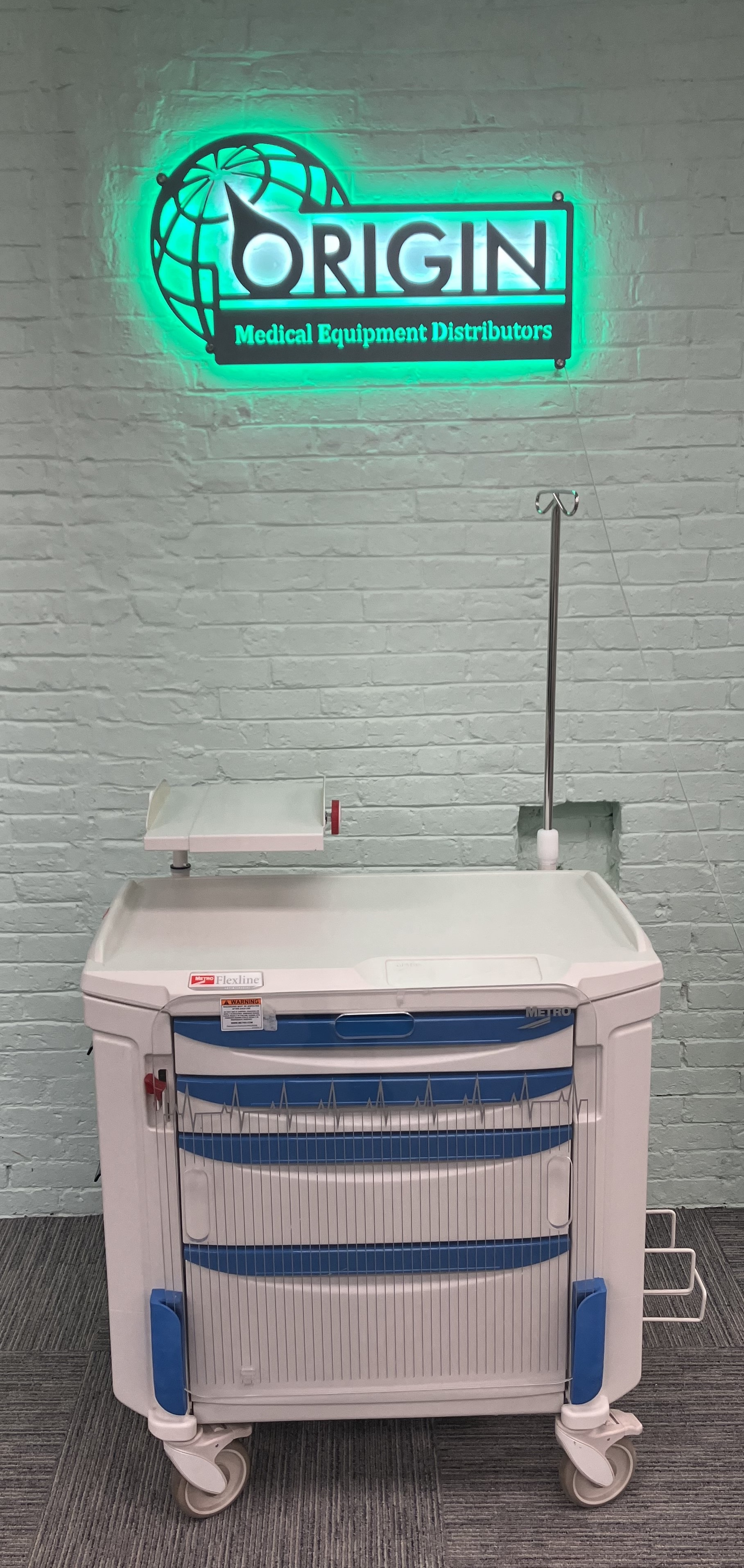 Metro Flexline Crash Cart