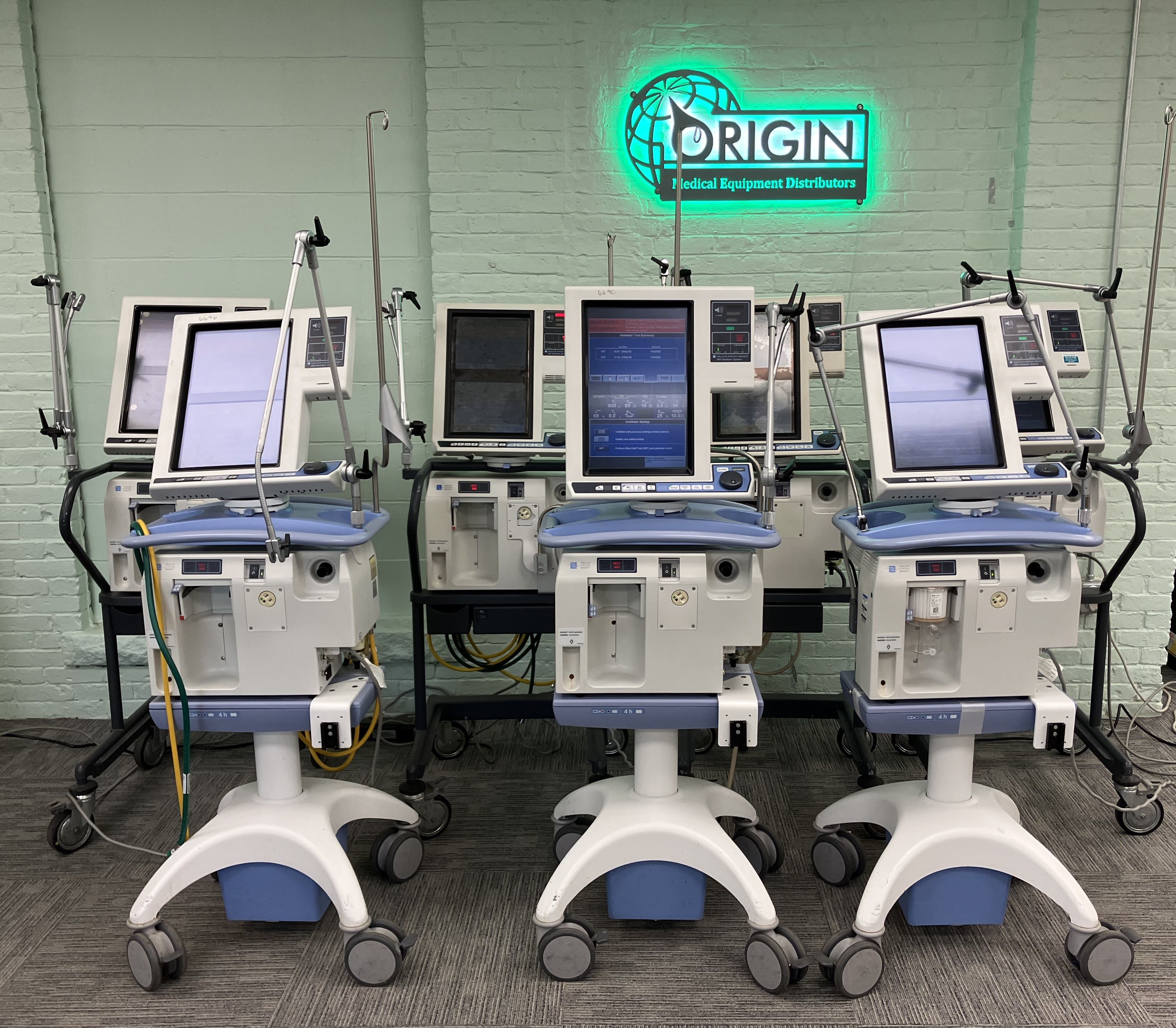 Puritan Bennett 840 Ventilators... or BEST LOT OFFER