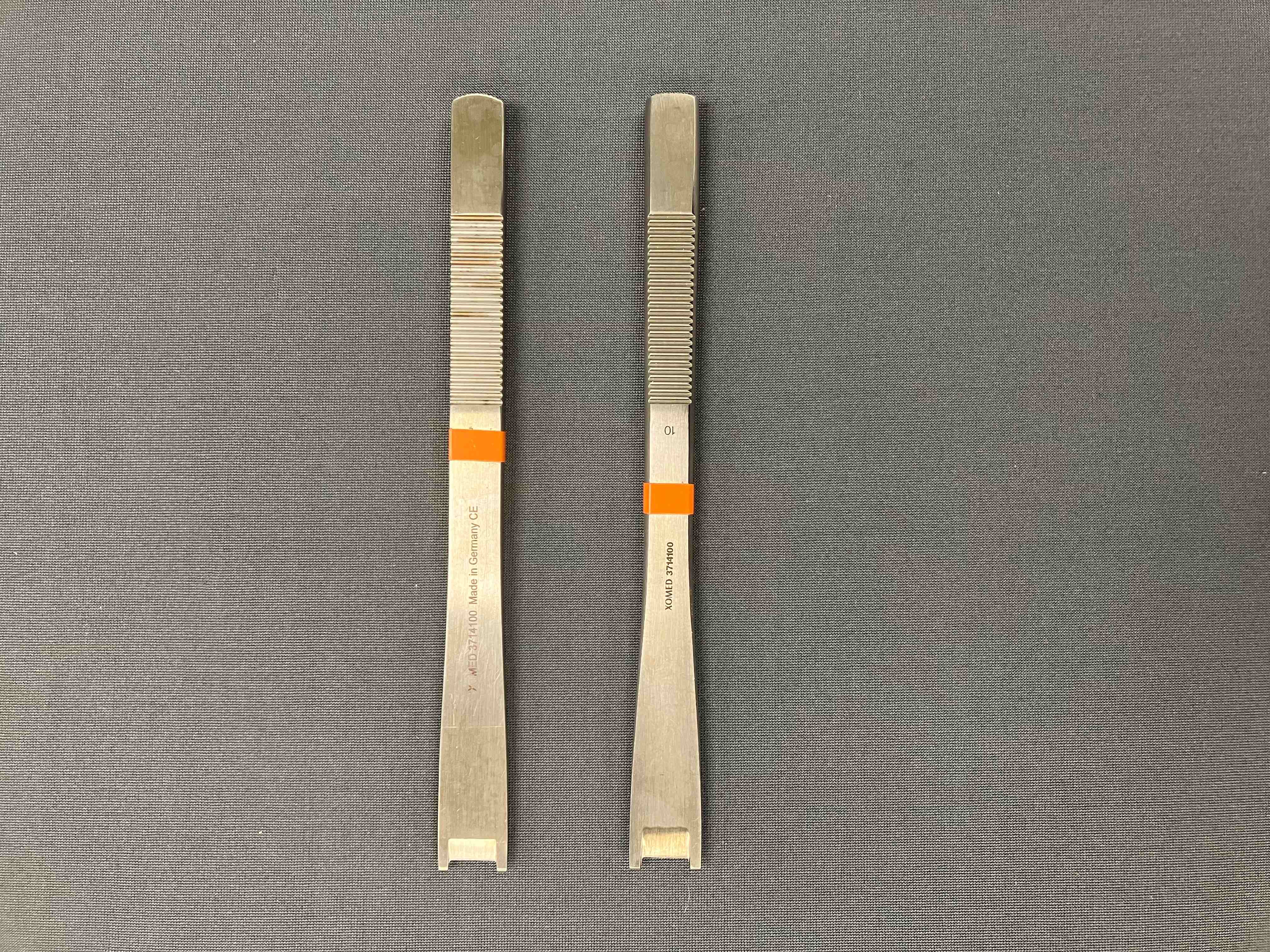 XOMED 3714100 Cinelli Chisel-Osteotome, Double-Guarded - lot of 2