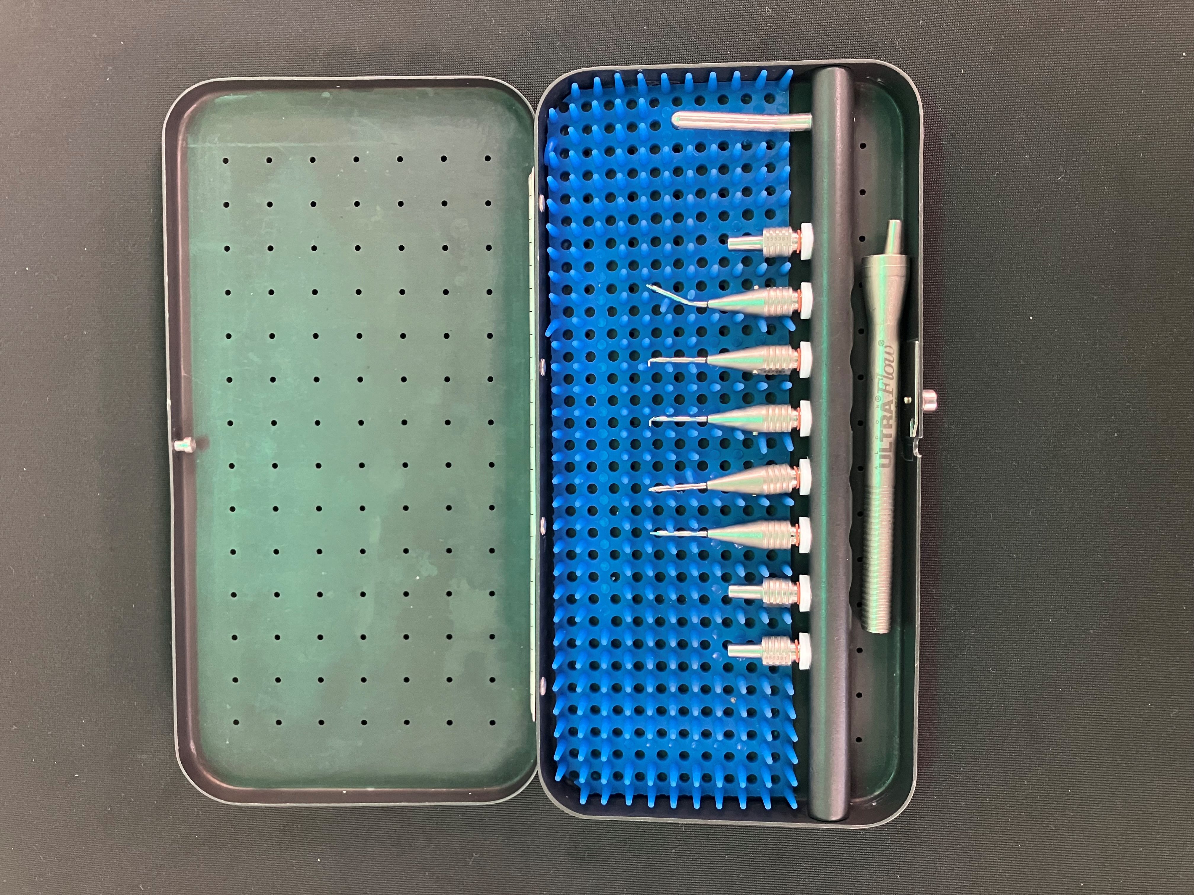 Alcon UltraFlow I/A Handpiece with tips and case - #3