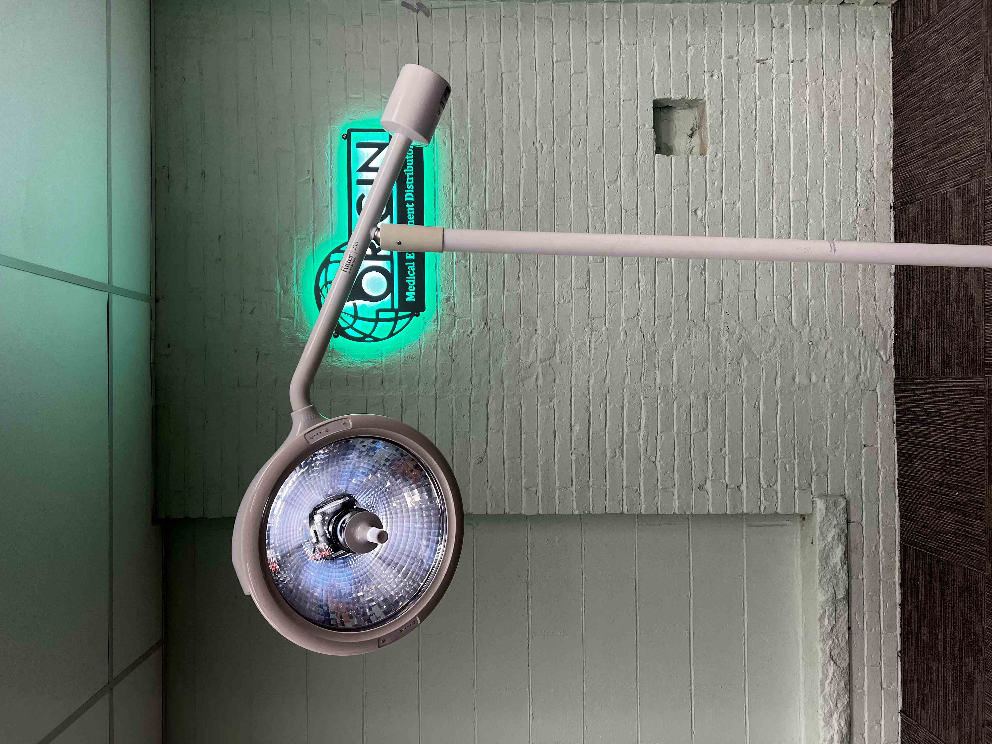 Midmark Ritter 255 LED Procedure Light
