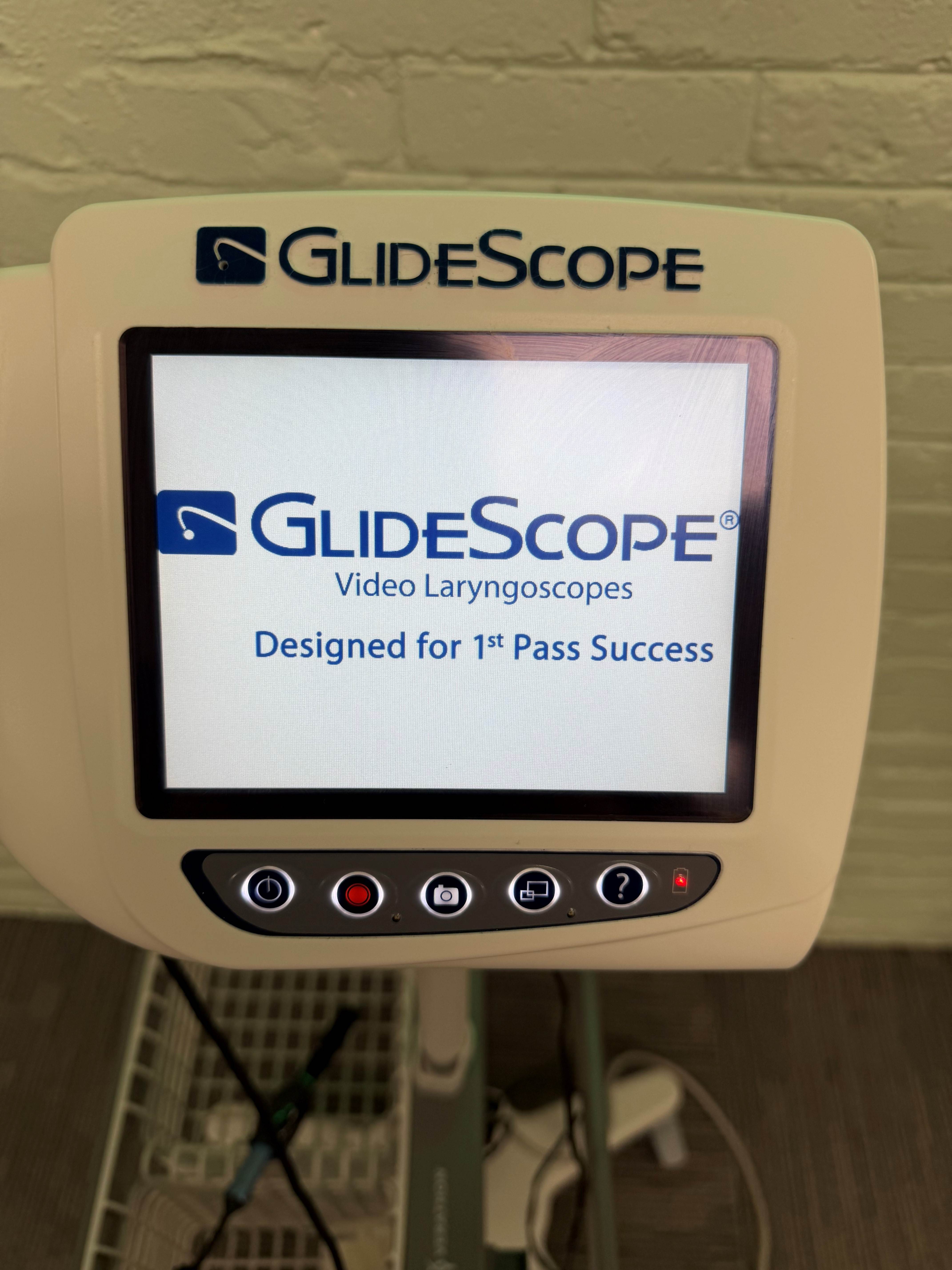 Verathon GlideScope Portable Video Laryngoscope - Please Read!