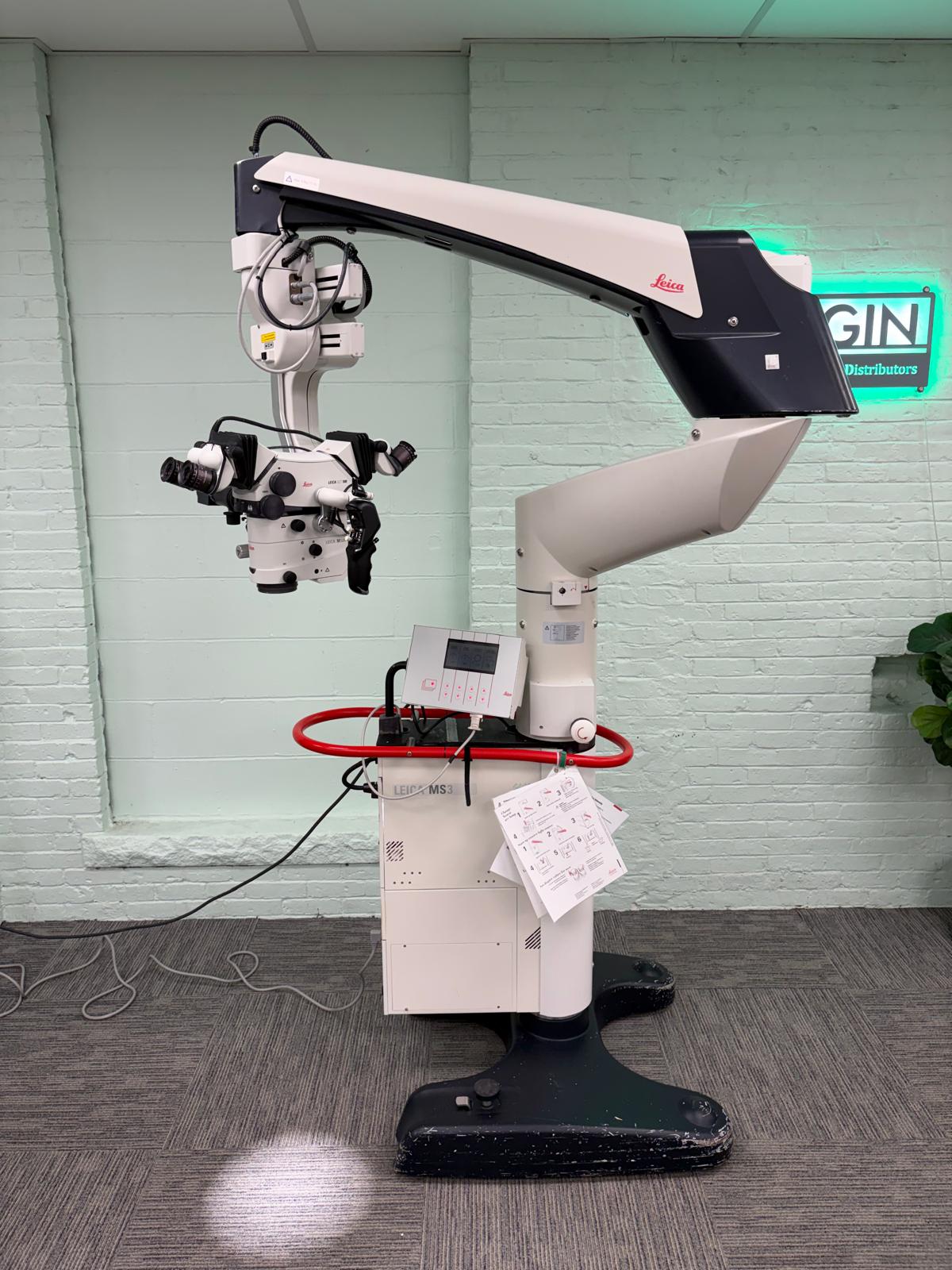 Leica M520 Surgical Microscope w/ Leica ULT 500 Observer & MS3 Stand