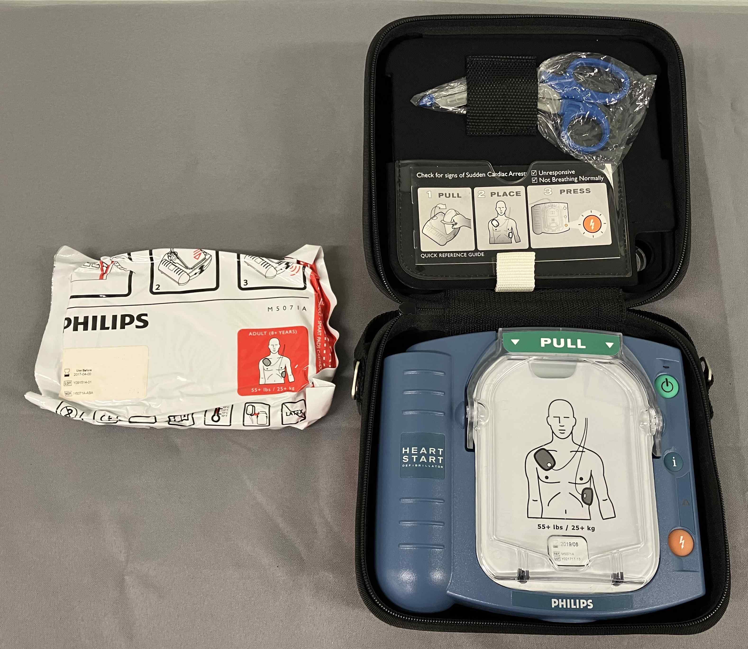 Philips HeartStart HS1 Defibrillator Model: M5066A-ABA