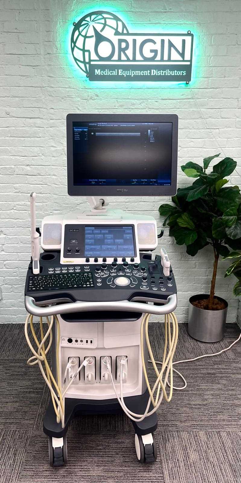 Mindray DC-8 EXP Ultrasound System w/ 2 Transducers