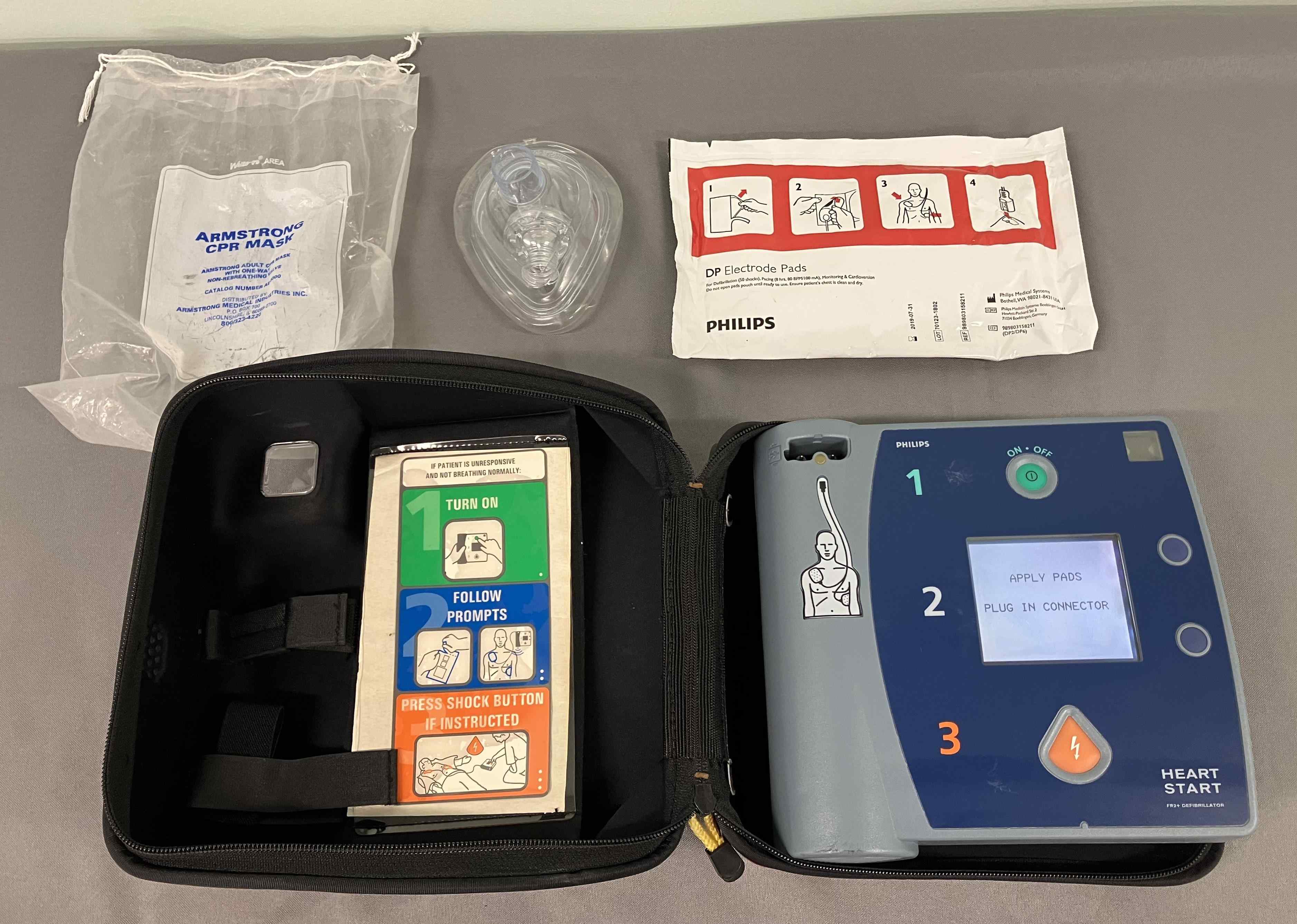 Philips M3681A ABA Heartstart FR2+ Automated External Defib. - #2