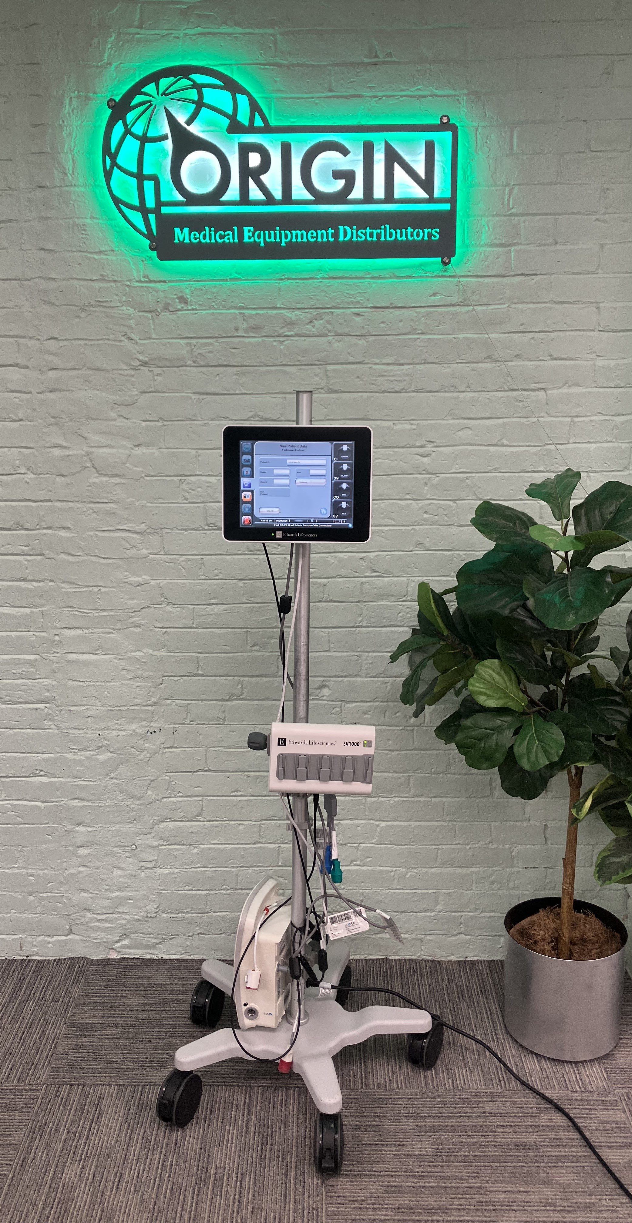 Edwards LifeSciences EV1000M Monitoring System w/ Databox & Pump-Unit