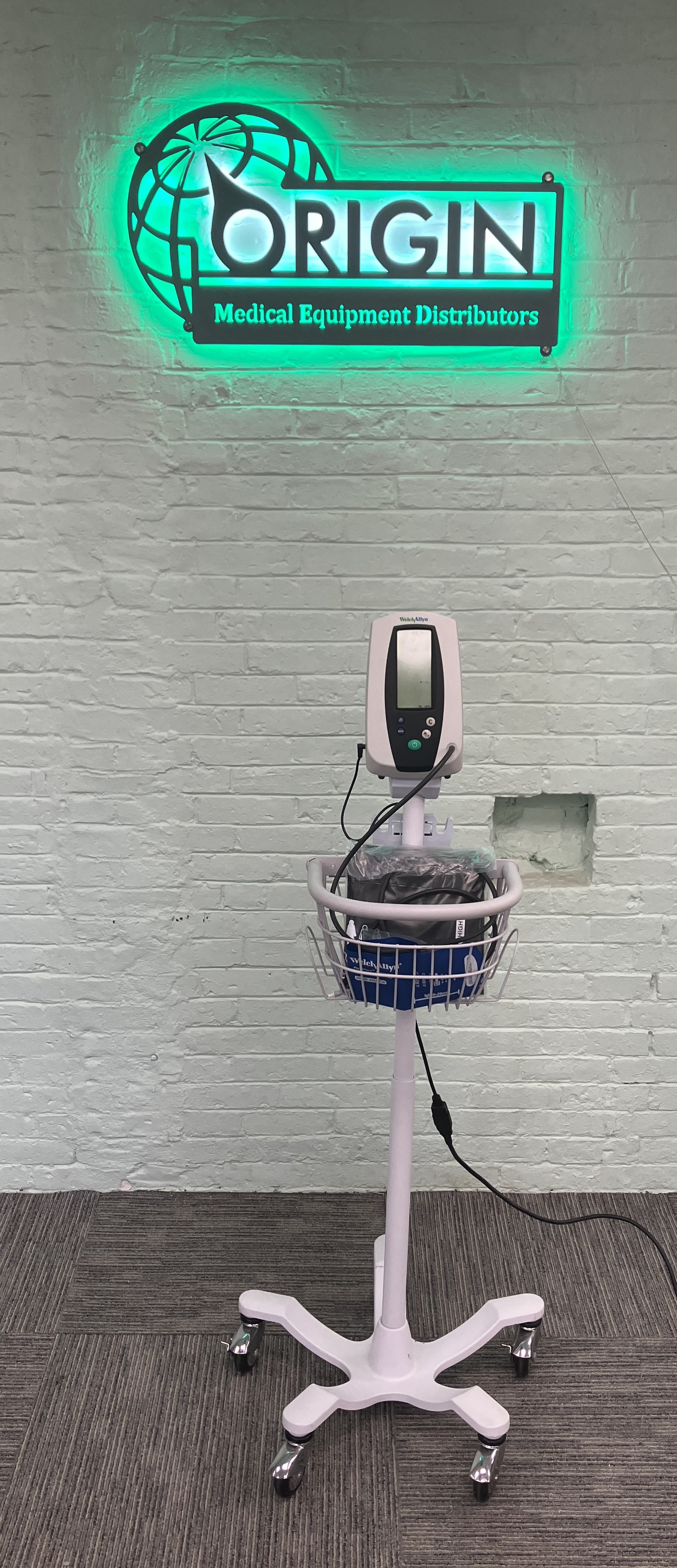 Welch Allyn Vital Signs Monitor w/ optional stand