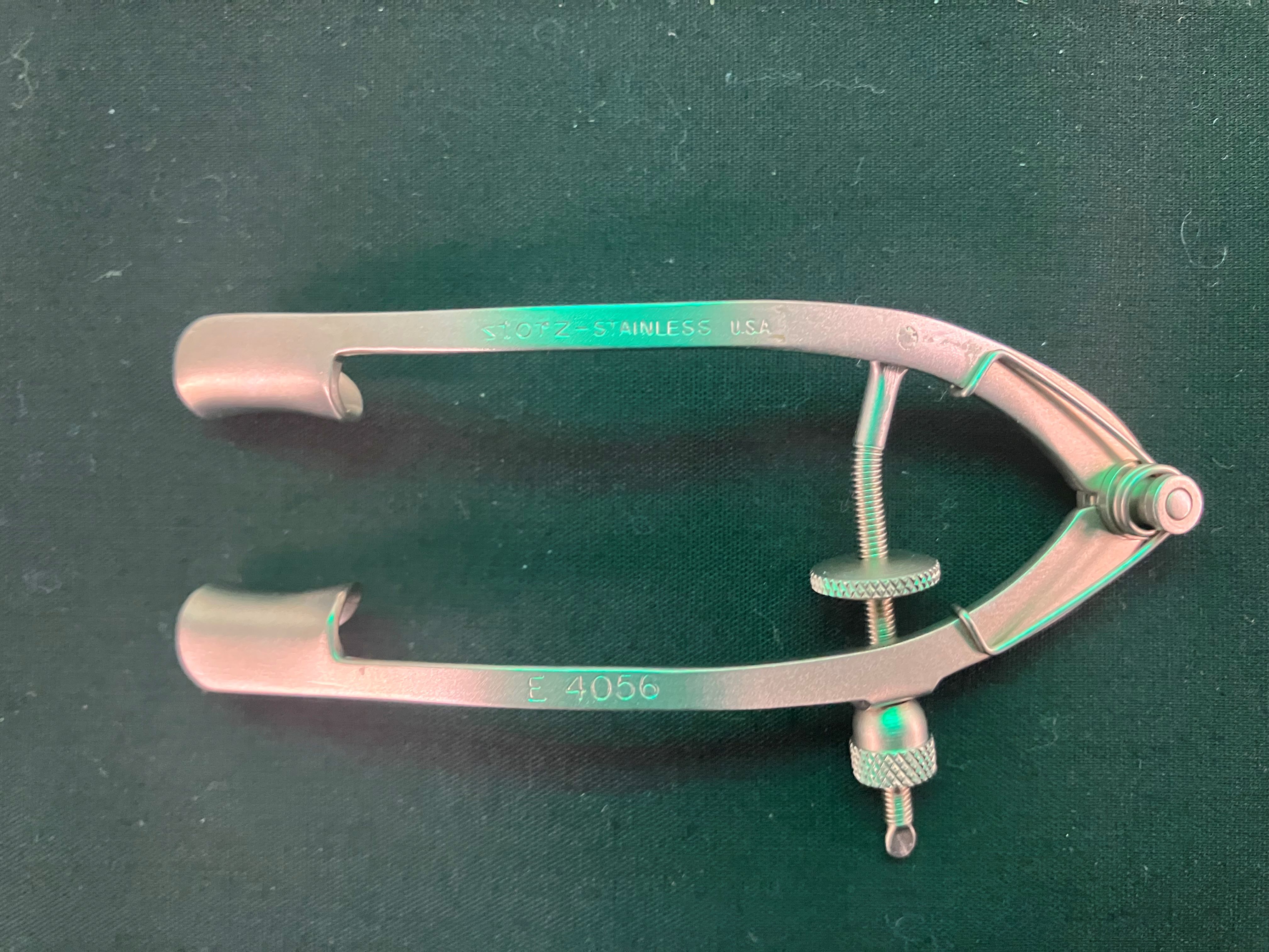 Storz E4056 Surgical Ophthalmic Eye Speculum