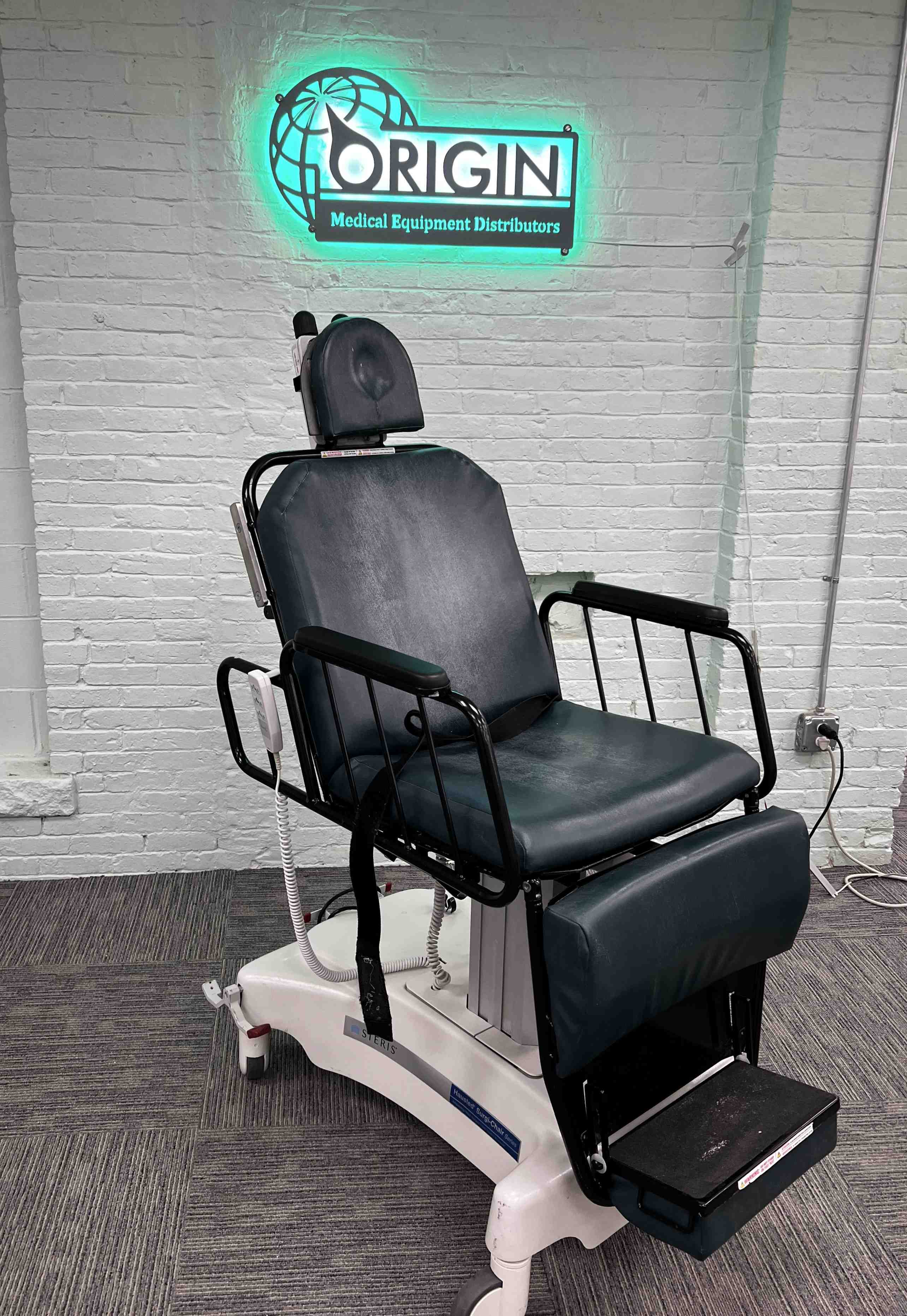 STERIS Hausted Surgi-Chair Series Eye Surgery Chair