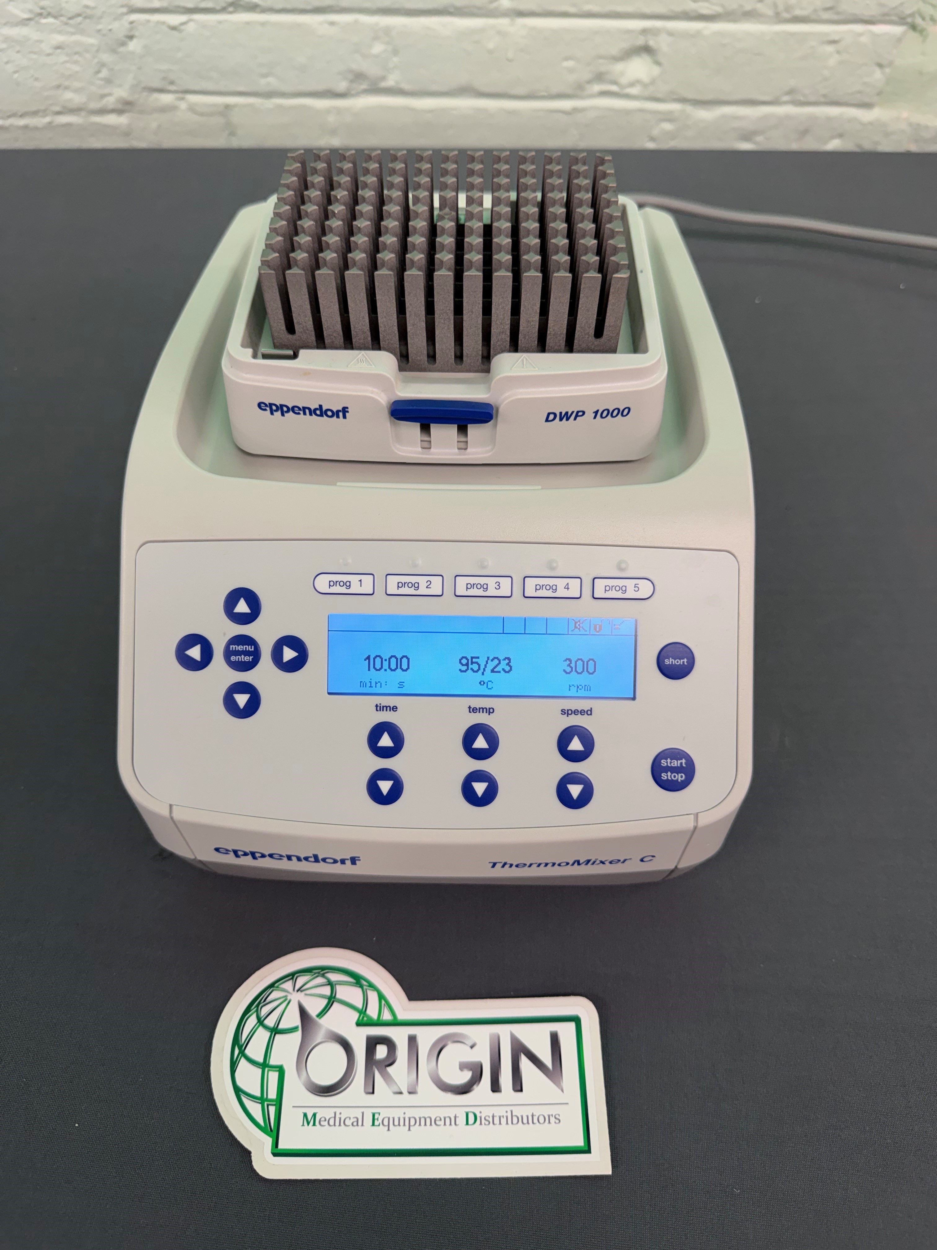 Eppendorf 5382 ThermoMixer C w/ DWP 1000 Smart Block